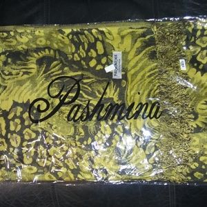 Beautiful Vintage "Pashmina" Golden/Yellow Tiger Print & Floral Cashmere Scarf